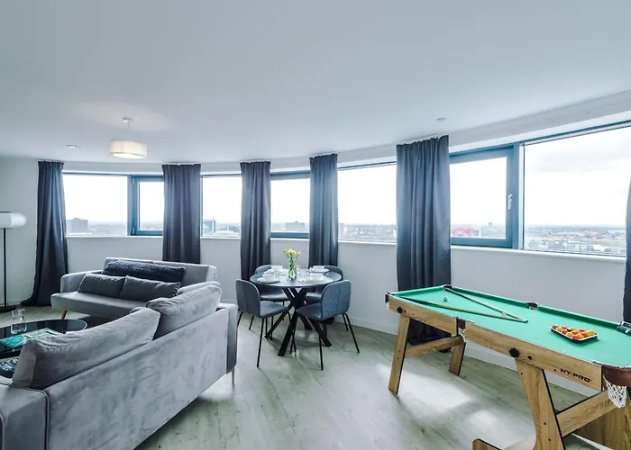 Apartmán Stylish Apartment, Sleeps 6, Pool Table, Smart Tvs, Parking Available