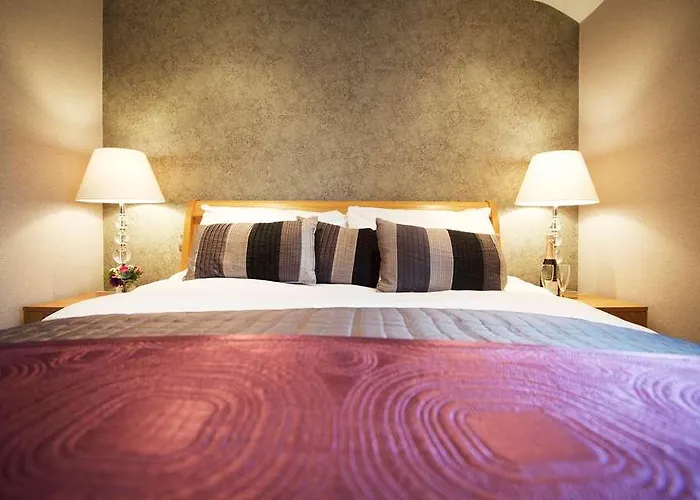 The Waterside And Leisure Club Hotel 3*