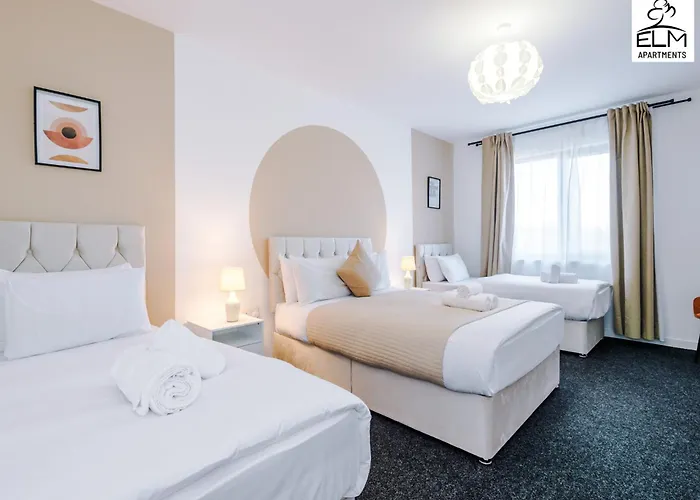 Elm , Collection Of Available Near Media , Free Parking 3*