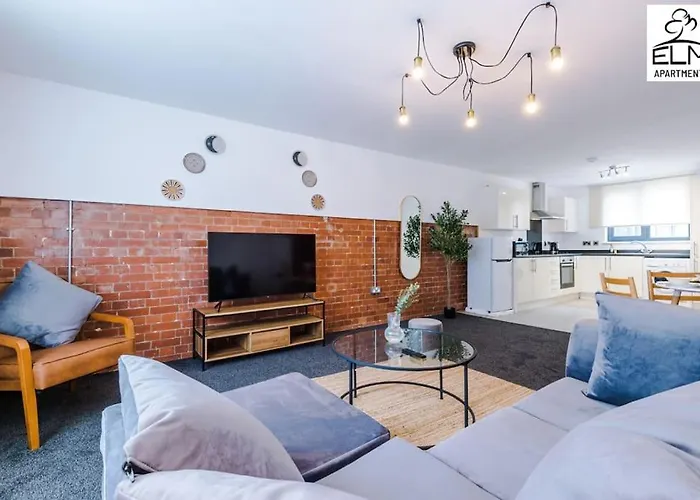 Luxurious 1-bedroom Apartment, Sleeps 4, Free Parking Lejlighed