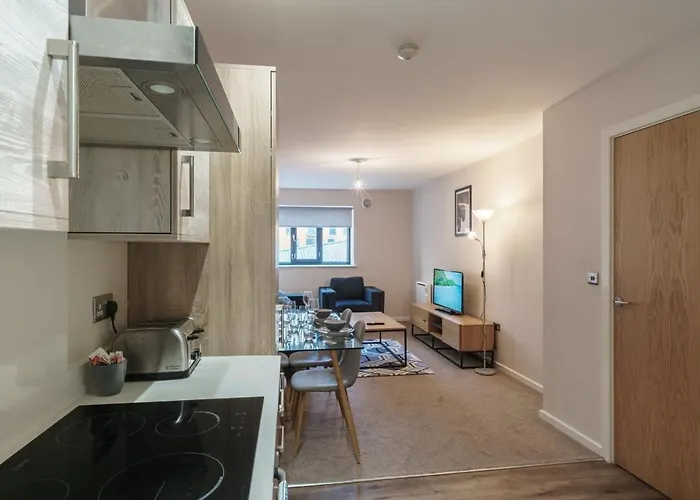 Spacious 2 Bed In Centre Manchester