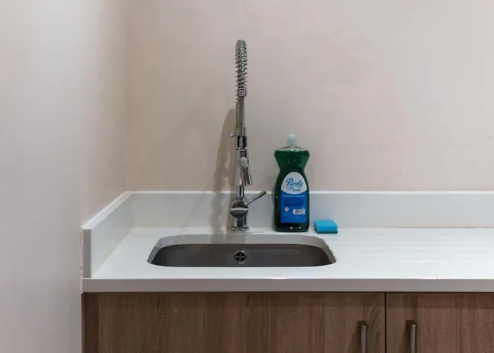 Spacious 2 Bed In Centre Apartament Manchester