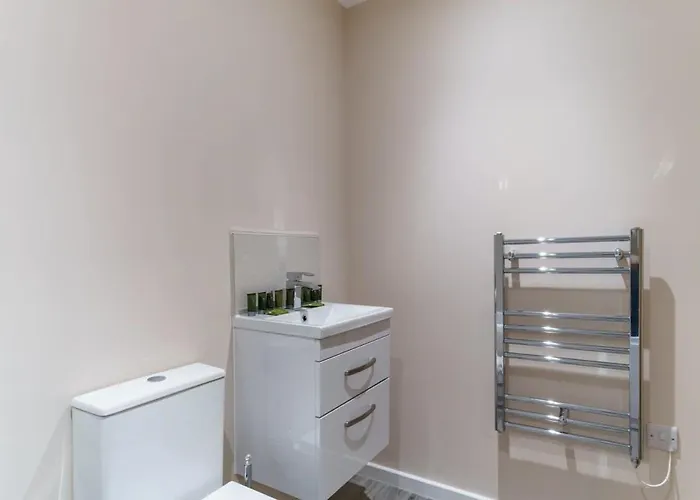 Fantastic 1 Bed Flat - Sleeps 3 * Manchester