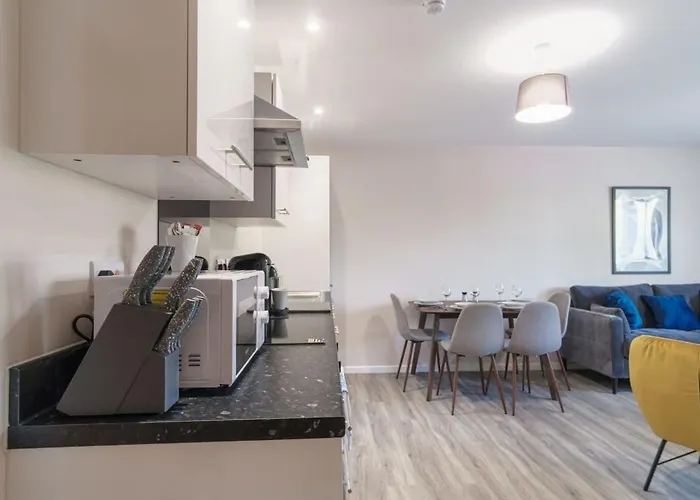 Spacious & Bright 2 Bed شقة مانشستر