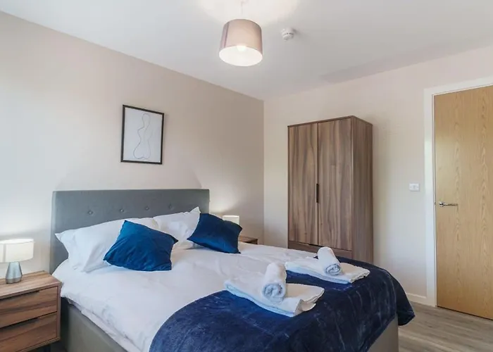 Spacious & Bright 2 Bed מנצ'סטר