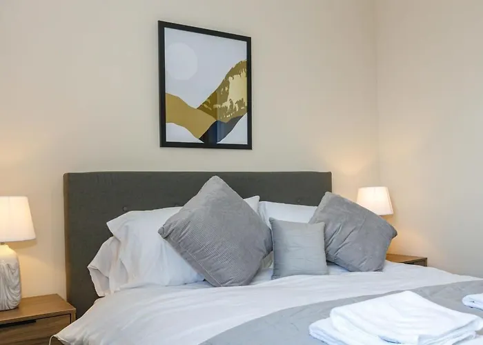 Daire Lovely Modern 1 Bedroom *