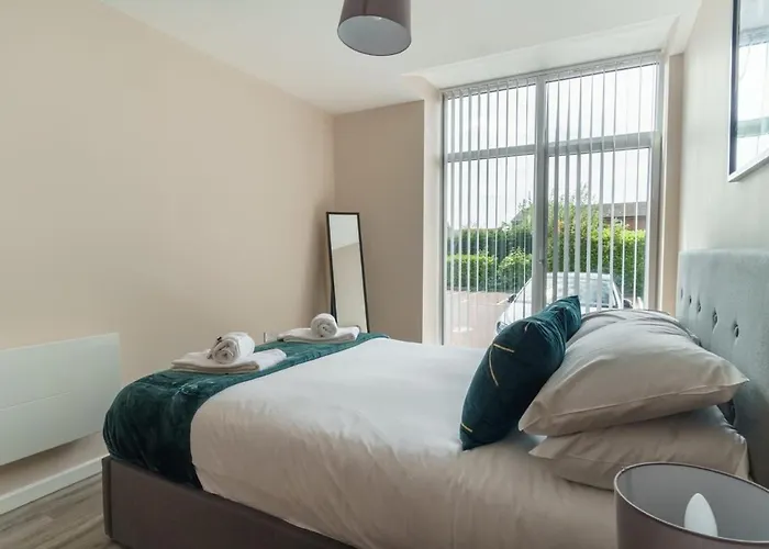 Bright & Modern 1 Bed In * مانشستر