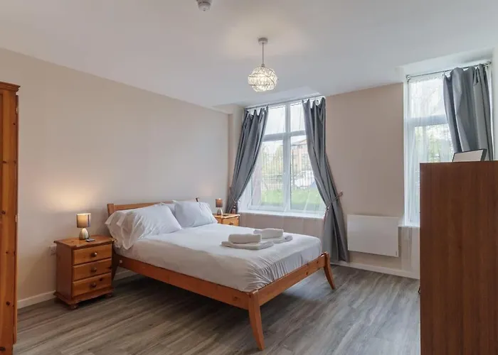 Bright 1 Bed Flat - Sleeps 3