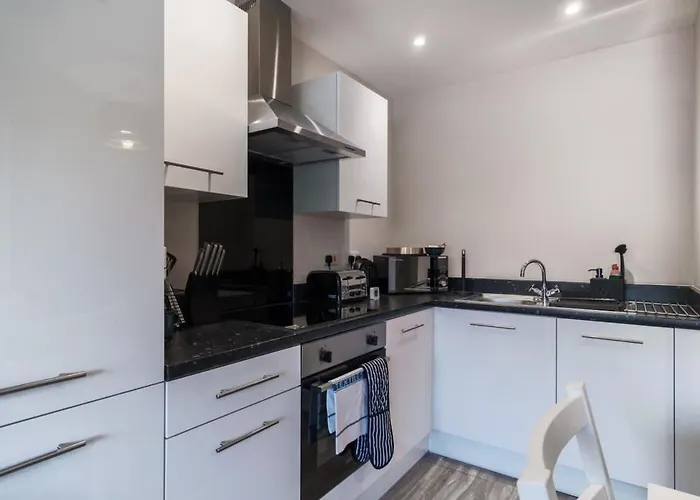 Lovely 1 Bed - Sleeps 3