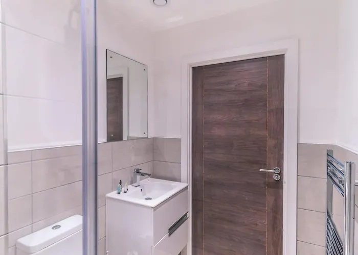 Apartment Zeni, Alexandra Rise Slick 1 Bed *