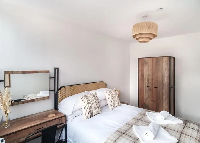 Zeni, Alexandra Rise Fab 1br Flat 公寓 *