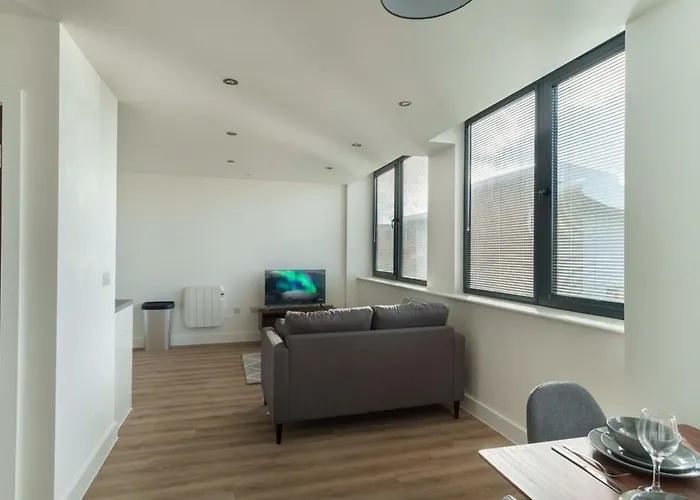 Zeni, Alexandra Rise Cool 1br Flat Apartamento Mánchester