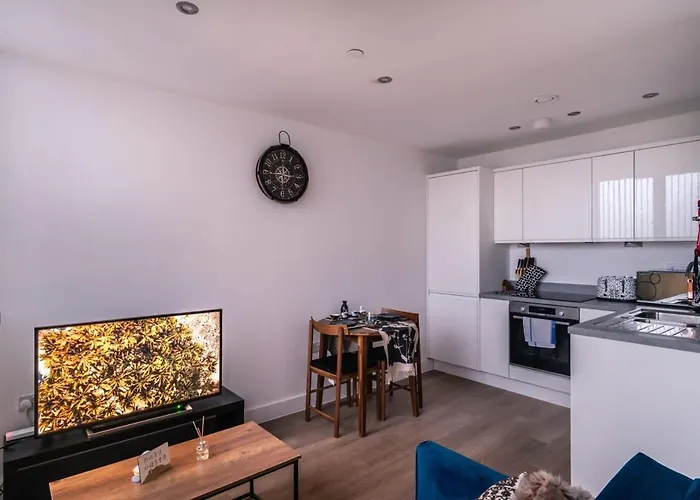 Zeni, Alexandra Rise Fab *