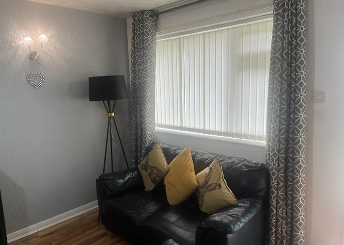 Charming 2-bedroom In *