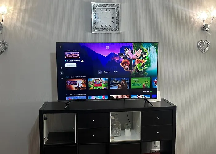 Charming 2-bedroom In *