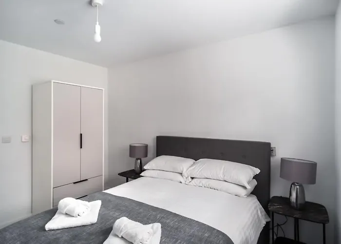 Apartment Spacious 2 Bed In Central