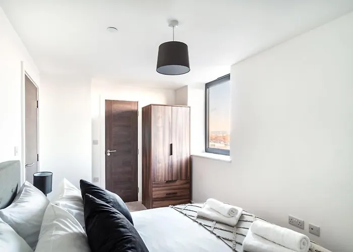 Stayzeni, Alexandra Rise 2 Bed Flat