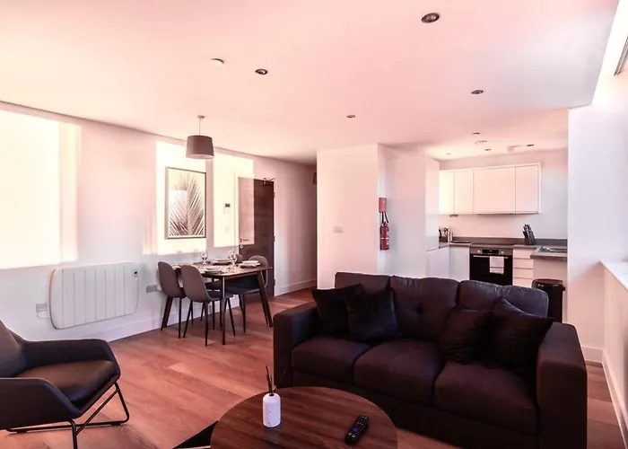 아파트 Stayzeni, Alexandra Rise 2 Bed Flat