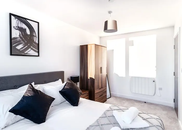 아파트 Stayzeni, Alexandra Rise 2 Bed Flat