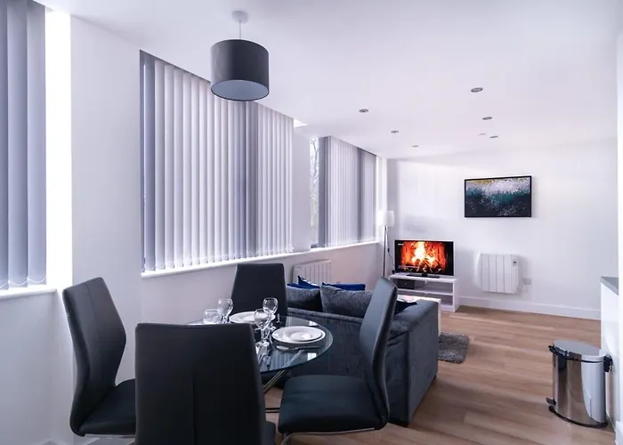 Stayzeni, Alexandra Rise Lovely 1 Bed 맨체스터