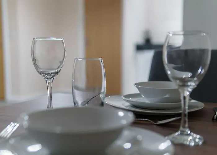 公寓 1bed Apartment, Free Parking For Two, Long Term Discounts