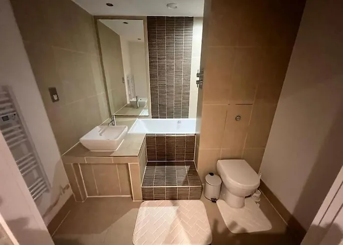 Ao Arena Flat Manchester, With Parking مانشستر