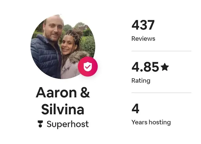 4 Bedroom House, 8 Min To City! 맨체스터