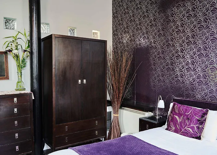 Lushpads 4* Manchester