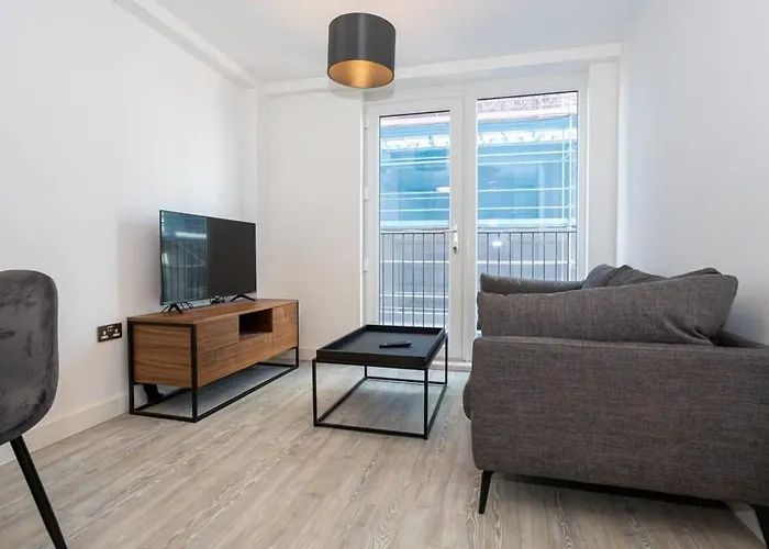 Smart 1 Bedroom In Salford * Manchester