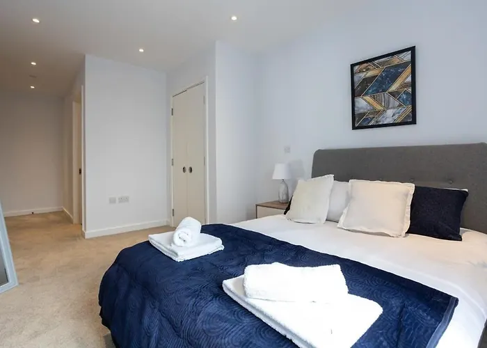 Stunning 2 Bedroom 아파트 *