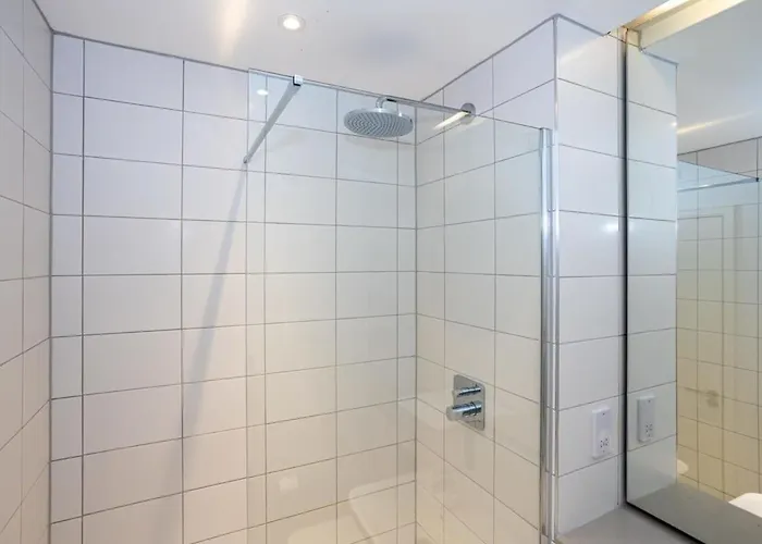 Apartment Stunning 2 Bedroom