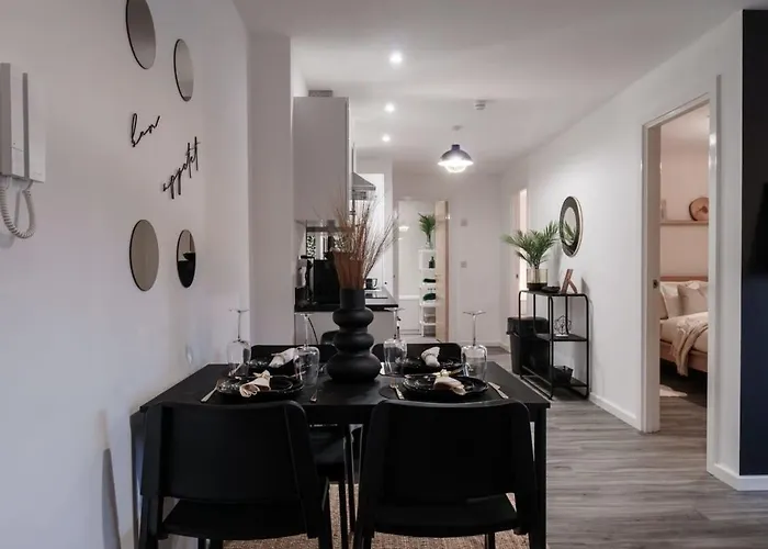 Lovely 2 Bed In - Sleeps 4 Apartment Manchester