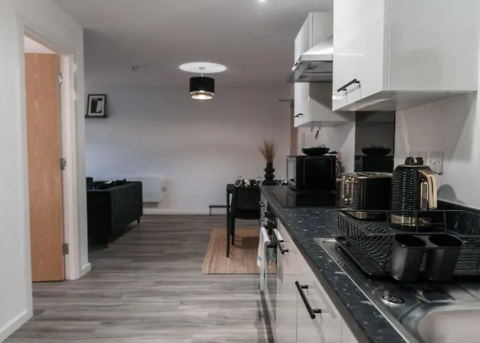 Apartment Lovely 2 Bed In - Sleeps 4 *