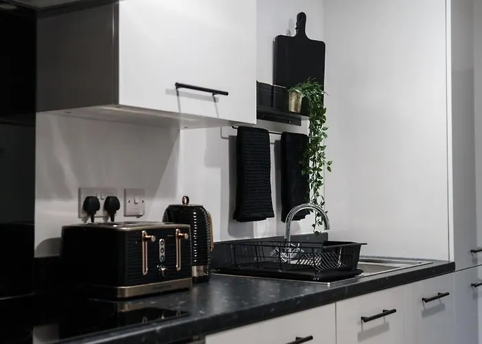 Lovely 2 Bed In - Sleeps 4