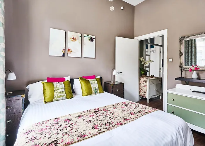 Satori Serviced Apartamento