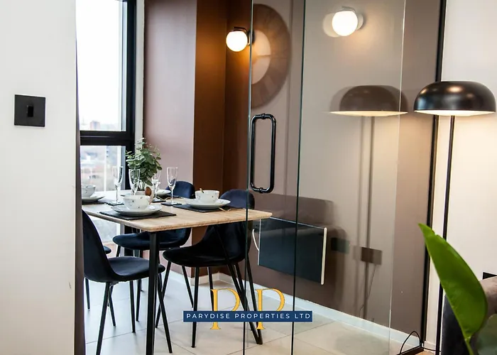 Skyview - Luxury & Modern 1-br Urban By Parydise 아파트 *