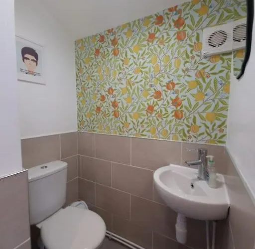 Gorgeous Edwardian Terrace In Old Trafford