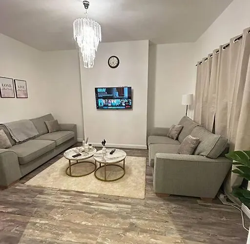 Lovely 5br In Manchester. Close To The