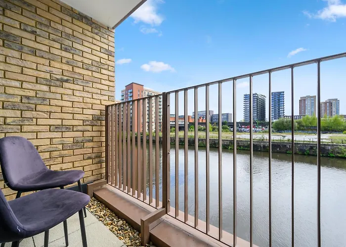 Harboview Haven Waterfront Manchester