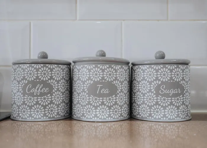 Majestic Gem - Pool Table - Coop - Etihad - Parking Holiday home