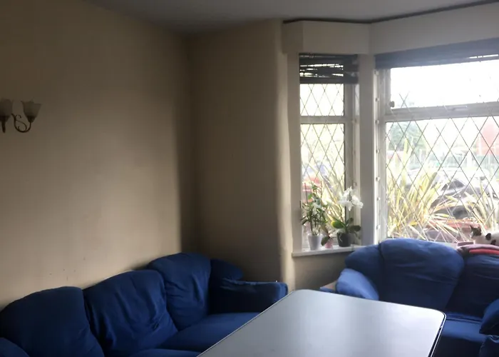 Single - Town & Nearby, 24h Bus, Airport-linked Ubytování v soukromí