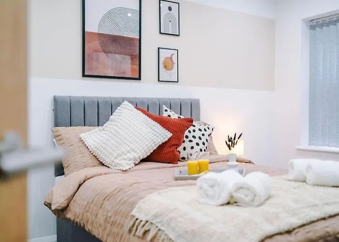 Heart Of Didsbury, Private Gated Car Park By Hass Haus Daire