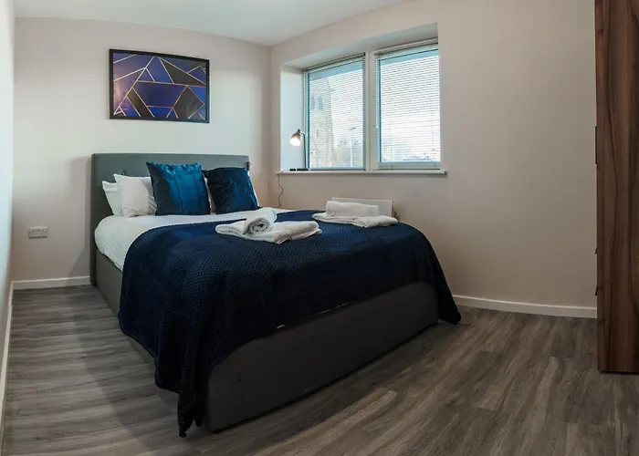 Modern Apartment, Free Parking For Two, Smart Tvs, Location Apartament