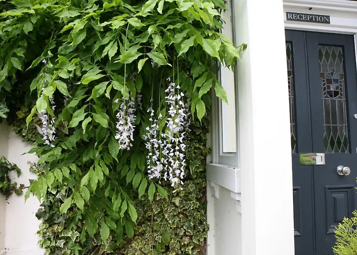 Hotel Eleven Didsbury Park 4*