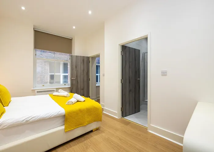 Daire Superb 2bd In China Town