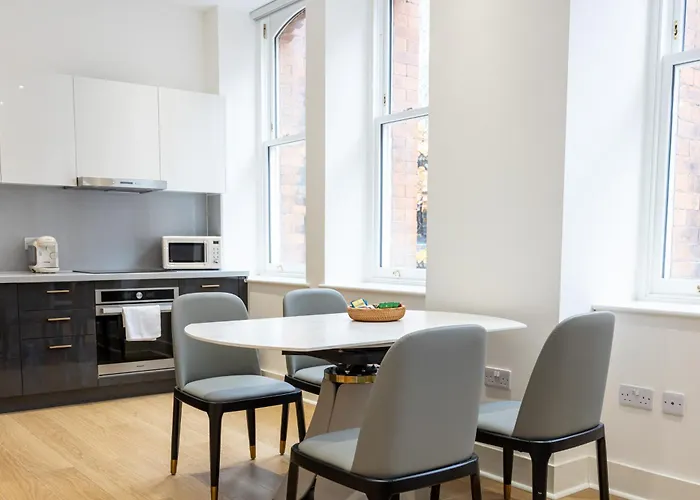 Apartment Superb 2bd In China Town