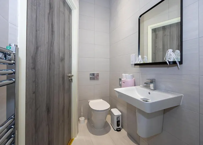 Amazing 1bd China Town