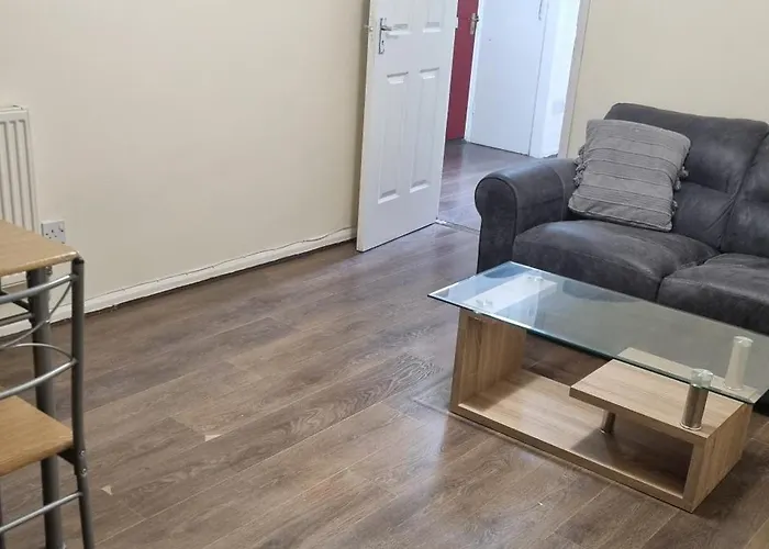 1 Bed Flat Fully Furnished, Manchester, Hulme, Oxford Rd مانشستر