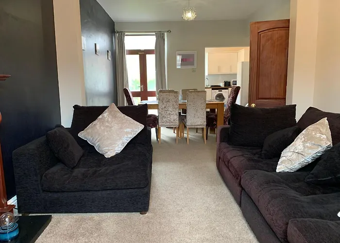 Beautifully Styled 2br With Garden Manchester