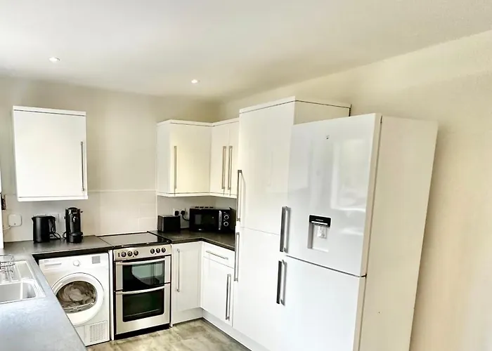 Tatil Evi 2Br House By Ankers Short Lets & Serviced Accommodation Manchester With Competitive Rates & Free Parking Manchester